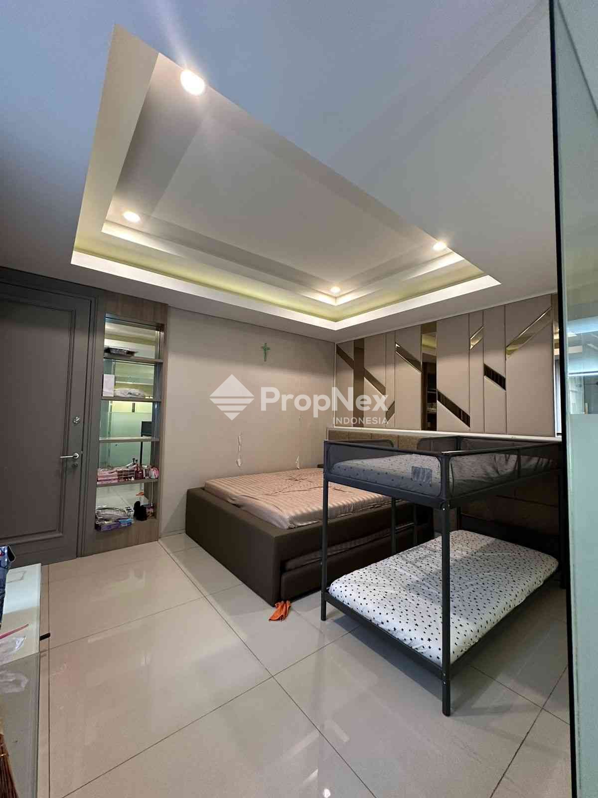 RUMAH MEWAH MINIMALIS PAKUWON INDAH — foto 8